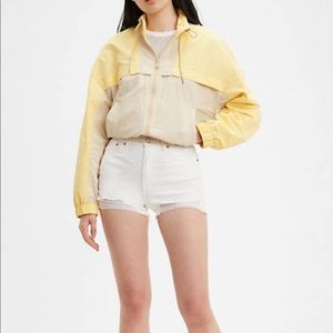 NWT High Rise Levi Shorts